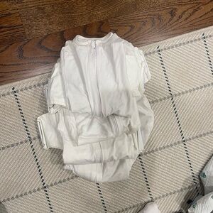 4 Happiest Baby Snoo Sleepsacks